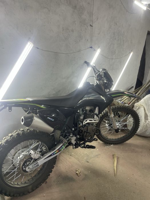 Продам эндуро 250сс