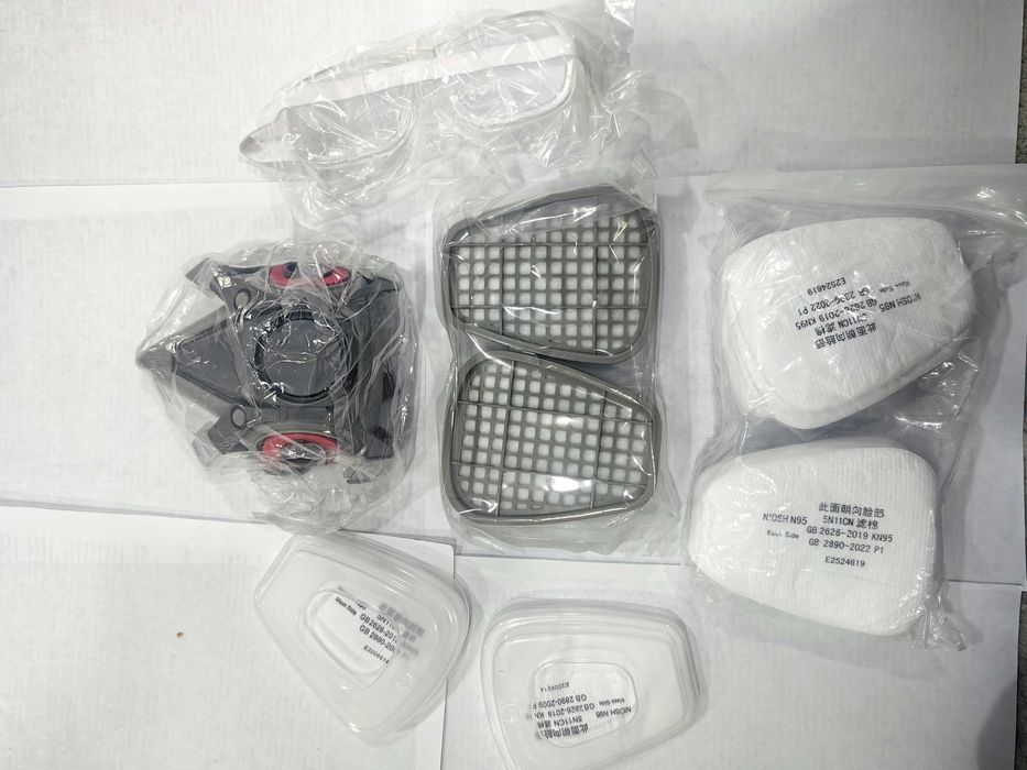 респиратор с фильтрами