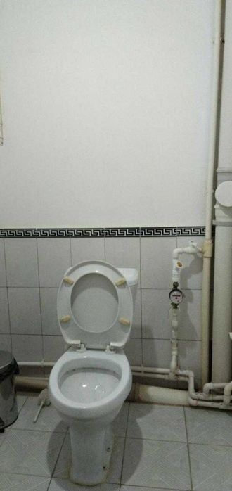 Продается 3-к. квартира , 123 м  , в центре города Карши .