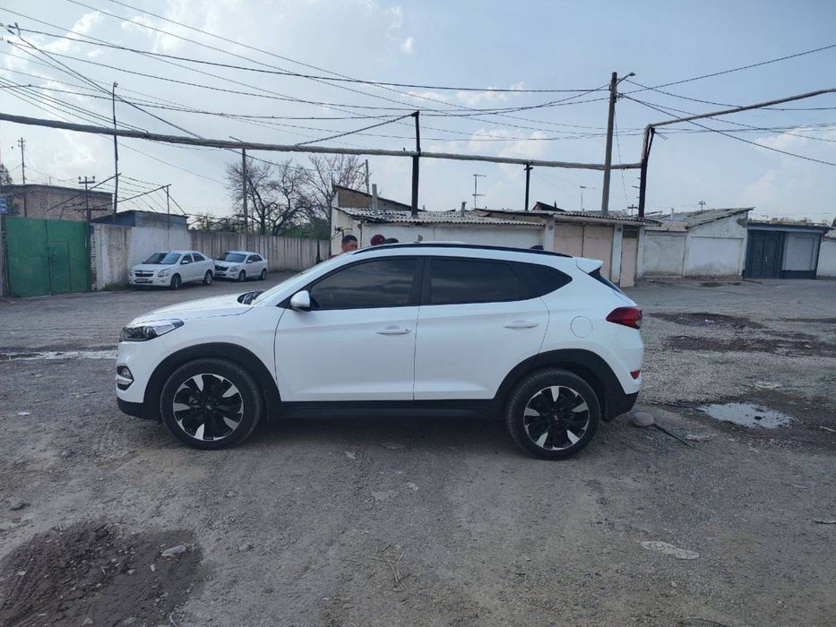 hyundai tucson 2016