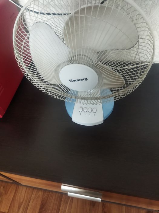 продам настольный вентилятор