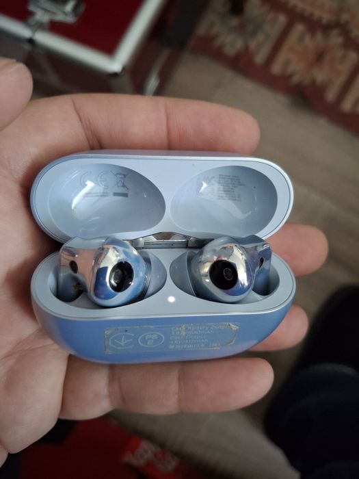 Casti Wireless Huawei FreeBuds Pro 2 foarte puțin folosite