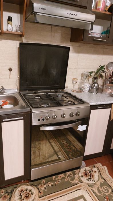 Продается газовая плита