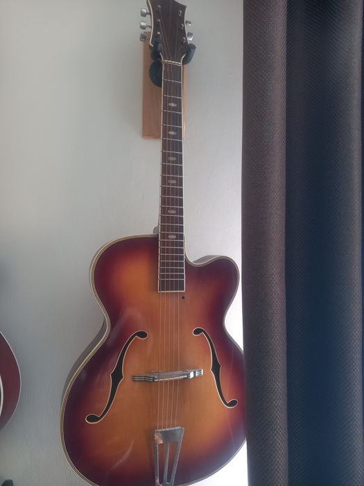 Гитары, электрогитар бас,акустика