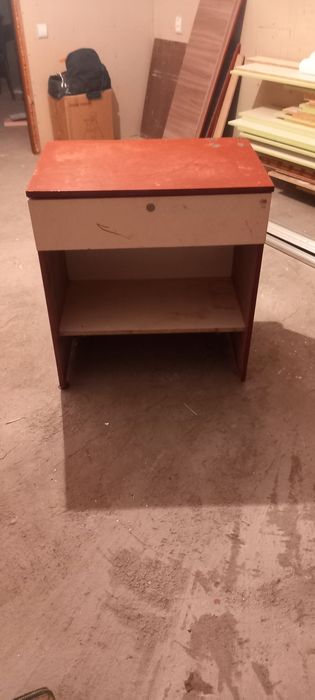 Стол для кассы бу в отличном состоянии