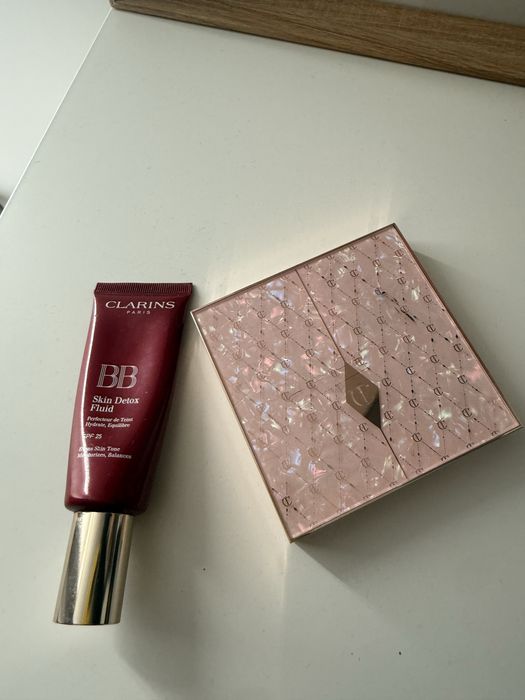 Charlotte Tllbury и Clarins