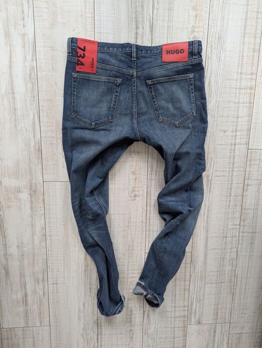 Hugo Slim- w33L34