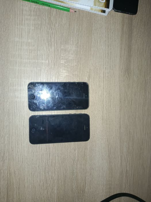 Vând 2x iPhone 5 funcționale.(pentru piese)