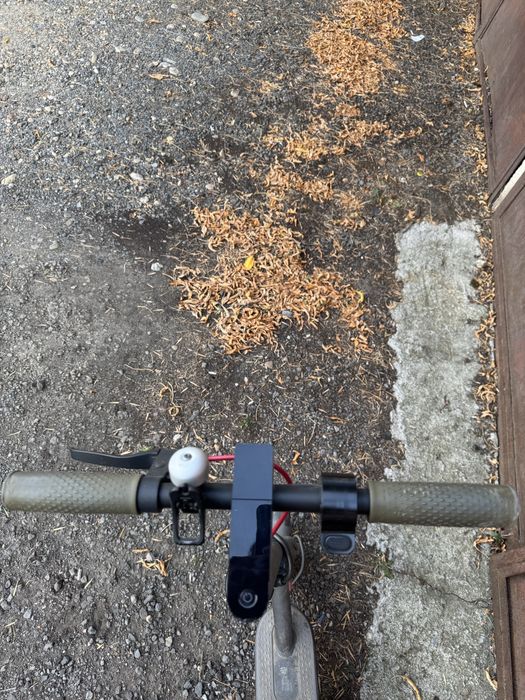 Vând trotineta electrica xiaomi Mi1