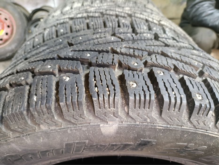 На 16. 215/65 кордиант