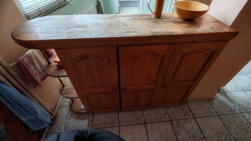 Продавам обзавеждане