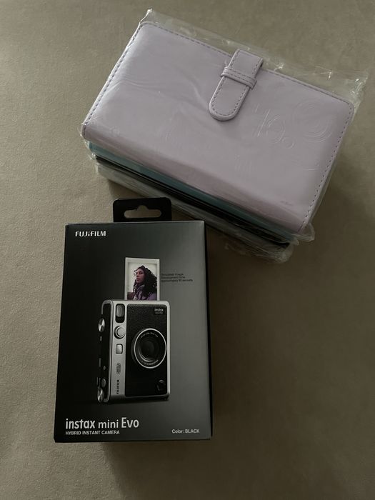 Fujifilm Instax mini Evo