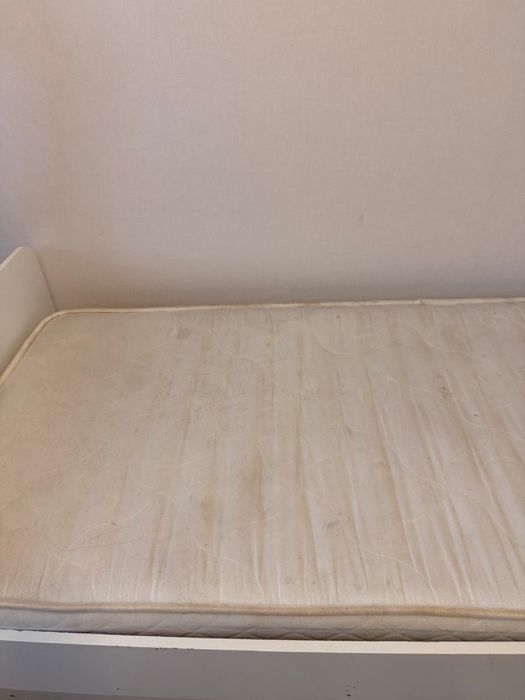 Отдам даром кровать