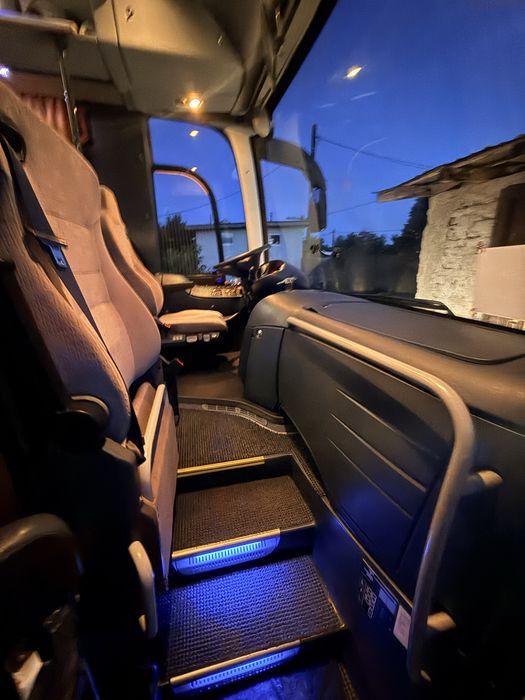 Autocar Transport persoane, 50 locuri. Curse ocazionale, excursii. Clasificat de RAR, Clasa I. Siguranța si confort!