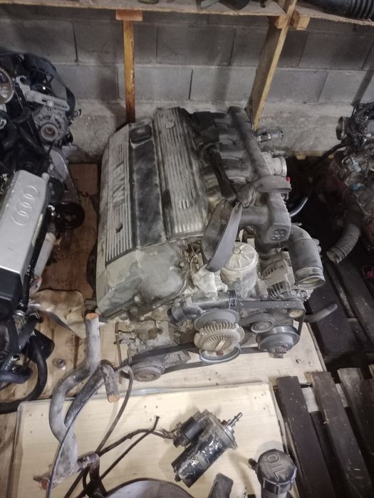 Мерседес 124 Мерседес 124.