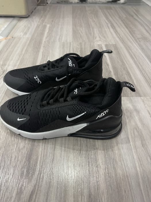 Женски маратонки nike air max 270