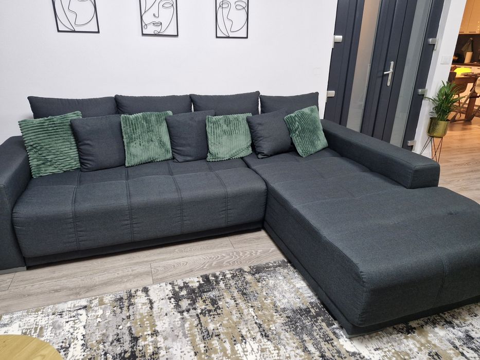 Vând coltar living gri inchis