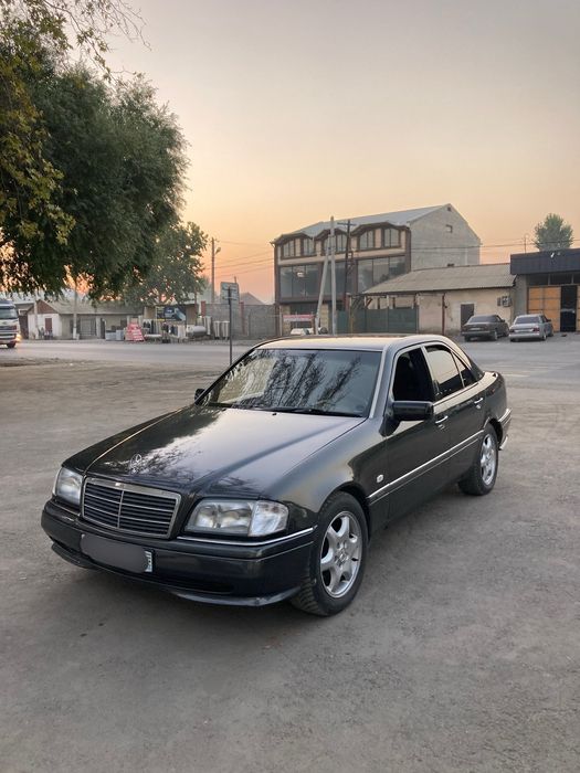 Mercedes Benz W202