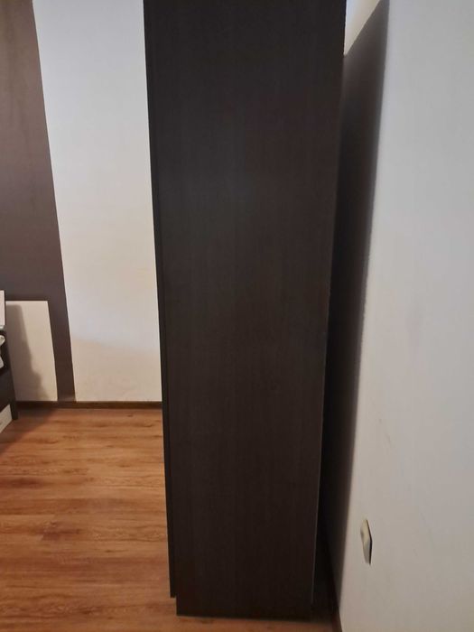 Гардероб за спалня