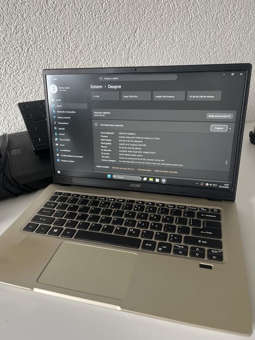 Vand Laptop Acer + Volan cu pedale
