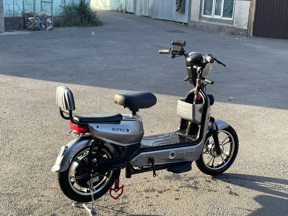 Продам 2 электроскутера