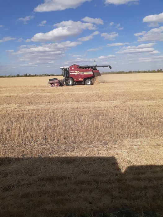 Продам комбайн Есиль 760