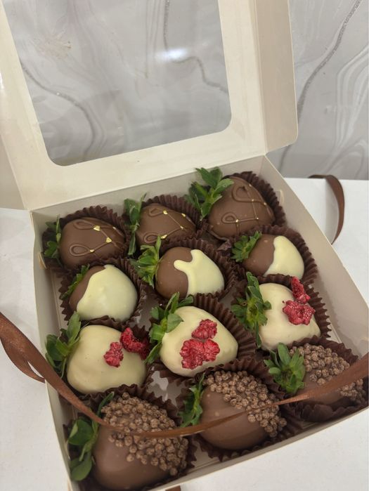 Клубника в шоколаде!!