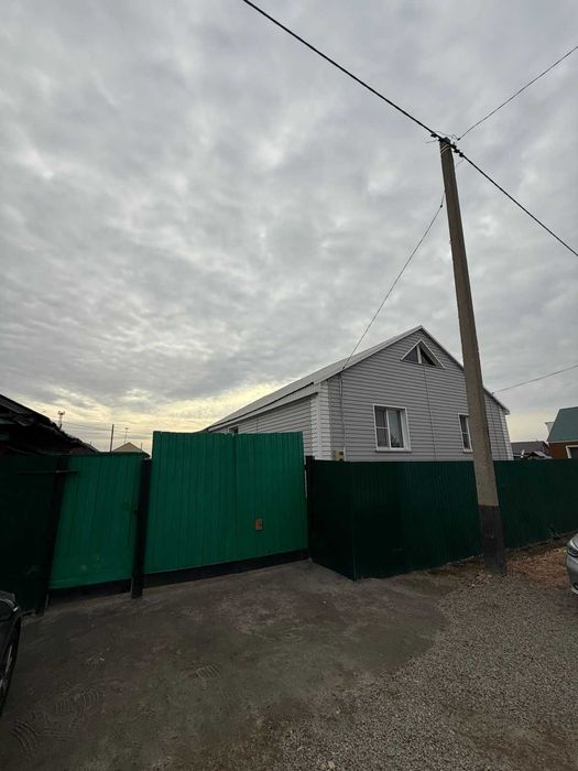 Продам частный дом 4 комнатный  район Бензостроя рядом с Вокзалом