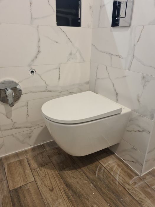 Тоалетна Roca One Rimless + Roca Ona Supralit