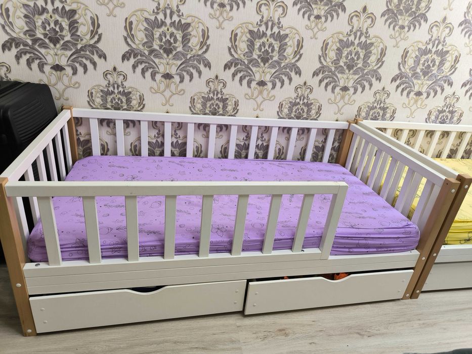 Продам кровать детскую