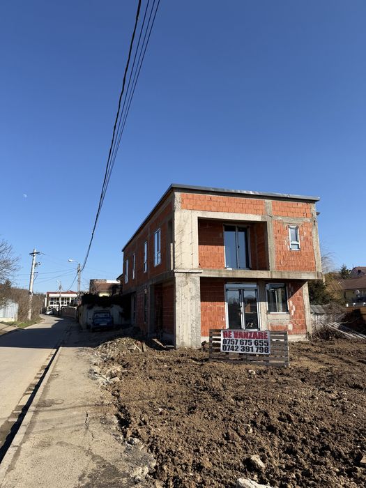 Constructie noua de vanzare