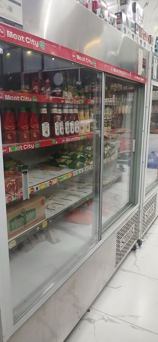 Vitrina muzlatkich 6 oy ishlagan