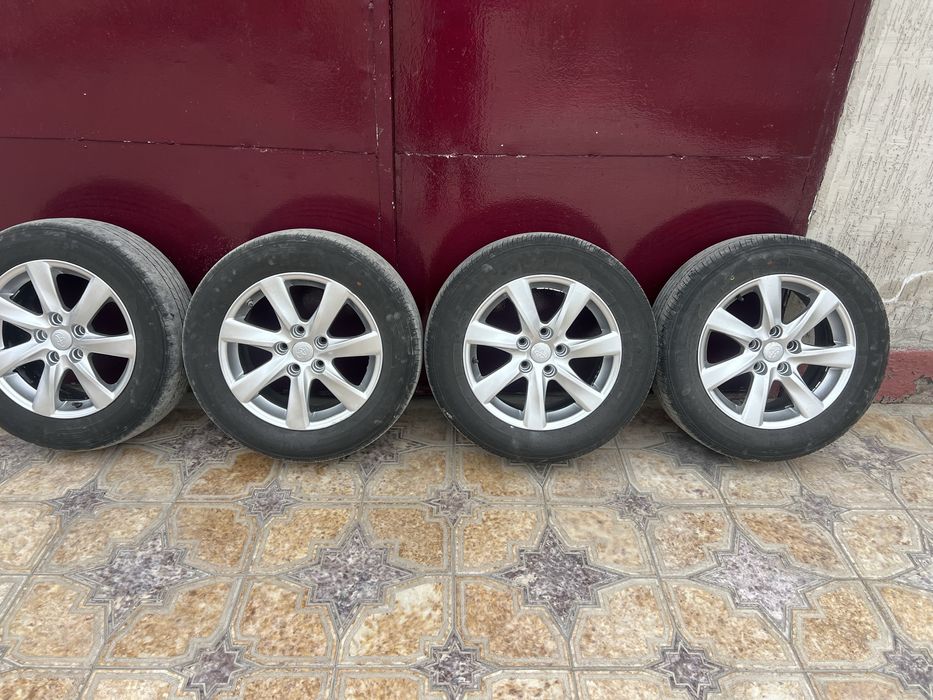 Диски с резиной на тойоту