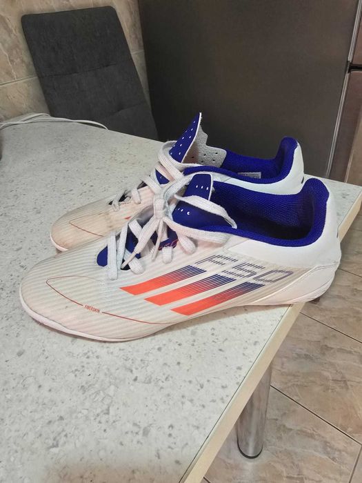 Ghete fotbal adidas