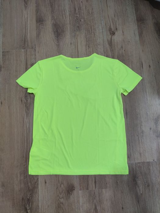 Tricou dama Nike Air mărimea S