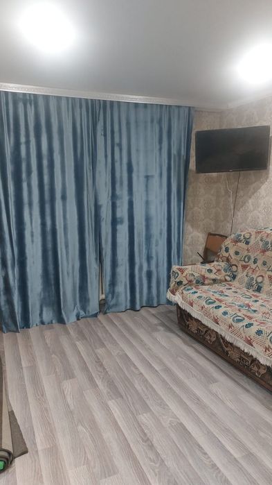 Сдам 2ух комн квартиру длительно