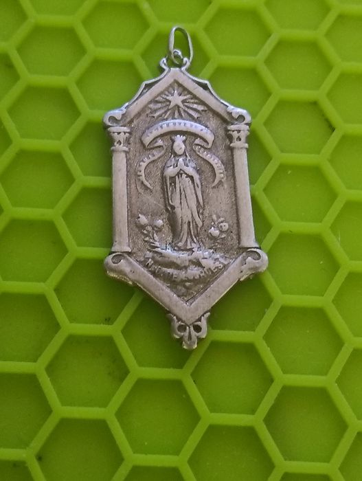 Pandantiv religios vechi din argint