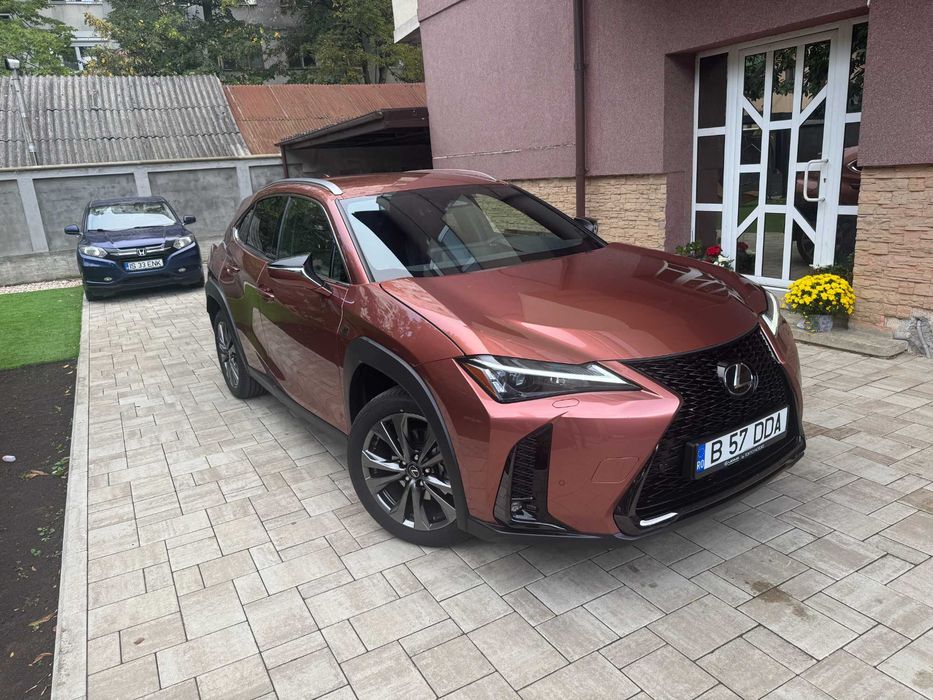 LEXUS UX 2024 — imagine 2