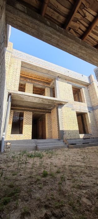 Karobka 2.5sotixli uy sotiladi