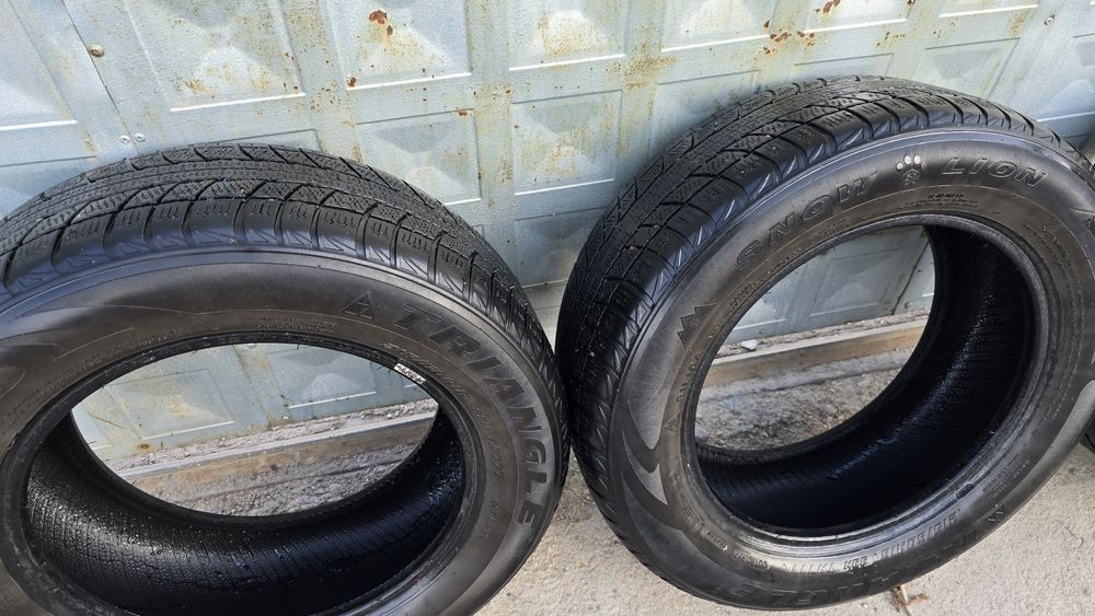 Зимние шины 215/60/16