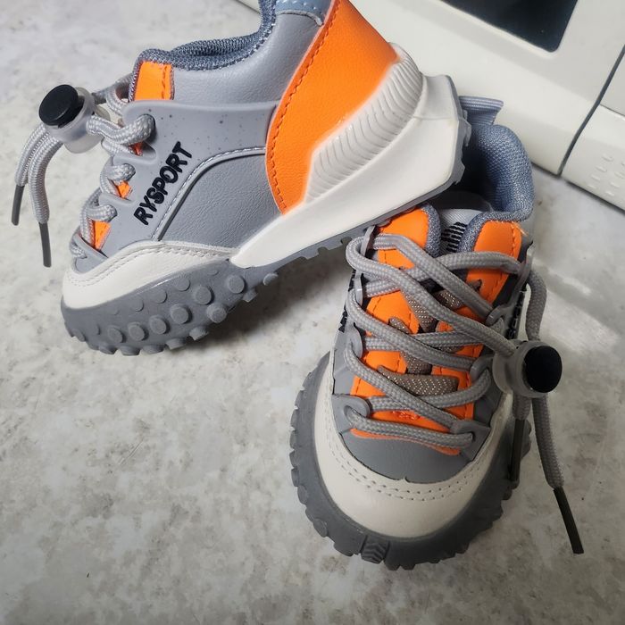 Детская обувь новая