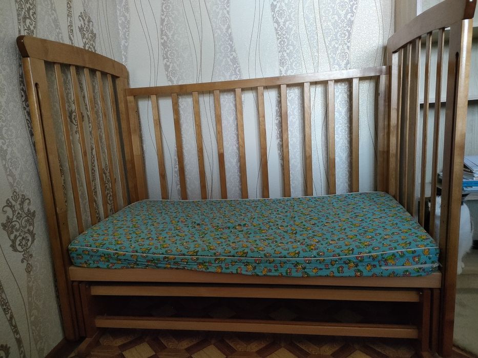 Продам детский манеж