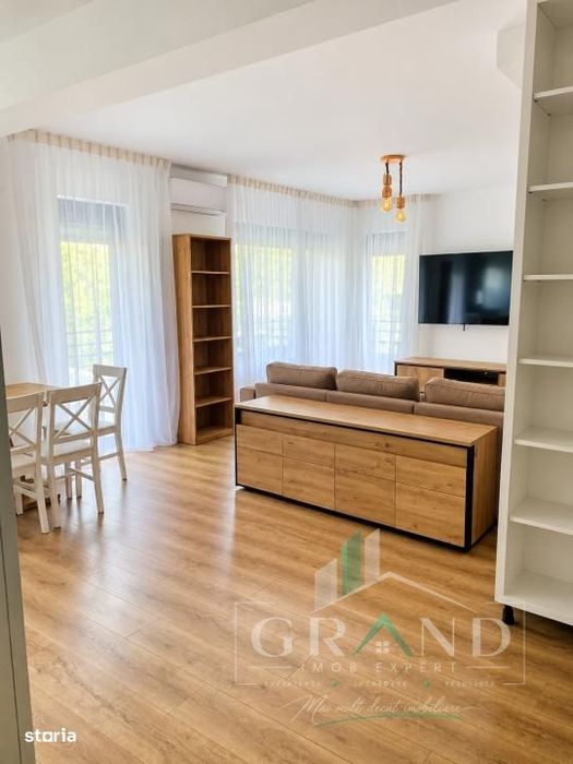 ACASĂ LA MARGINEA PĂDURII | 3 Camere | BALCON | Donath Park/Capat Gr