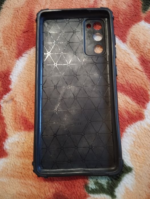 Чехол на Samsung S20 FE