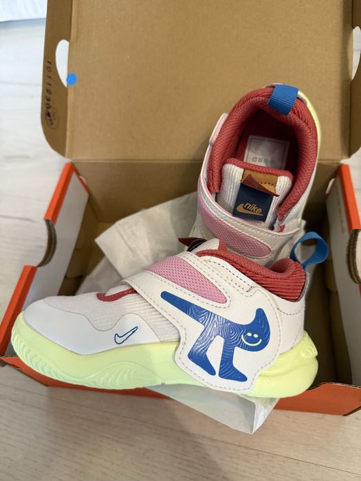 Чисто нови детски маратонки Nike, размер 26