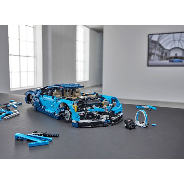 Конструктор Bugatti Chiron 42083