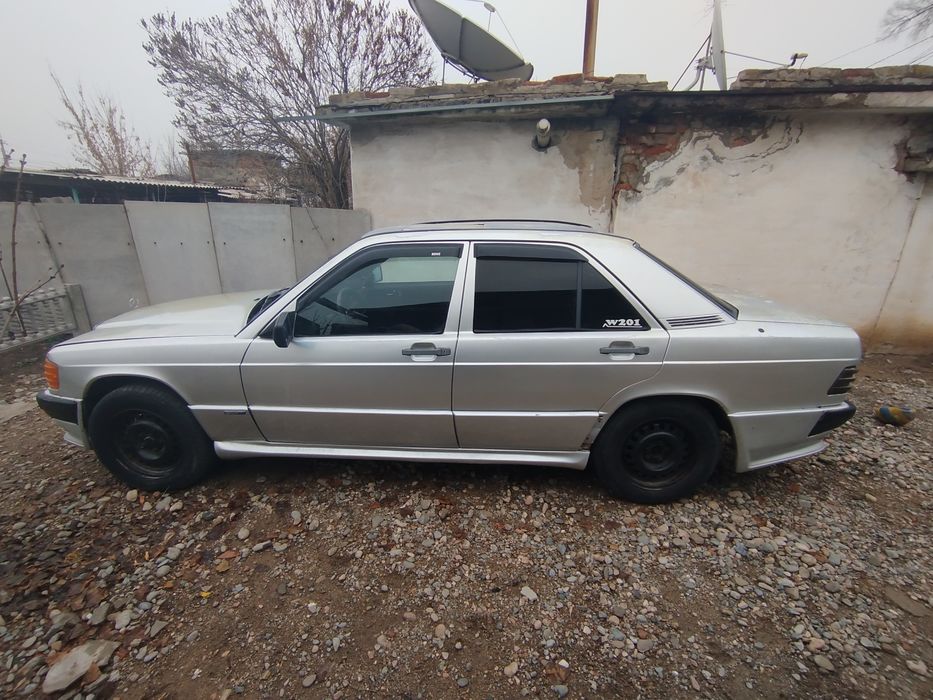 Продам Мерседес 190
