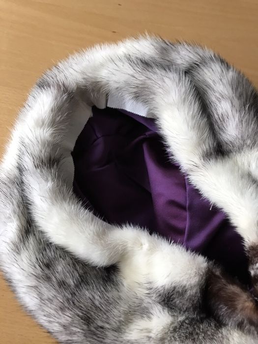 Естествен косъм -яки,шапки и чантичка