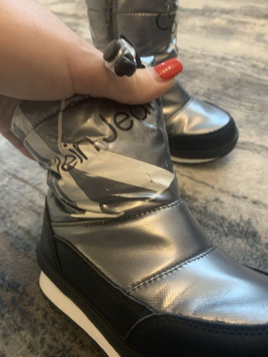 Vand ghete calvin klein copii