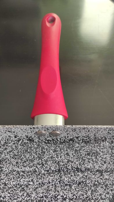 Грил тиган с мраморно каменно покритие